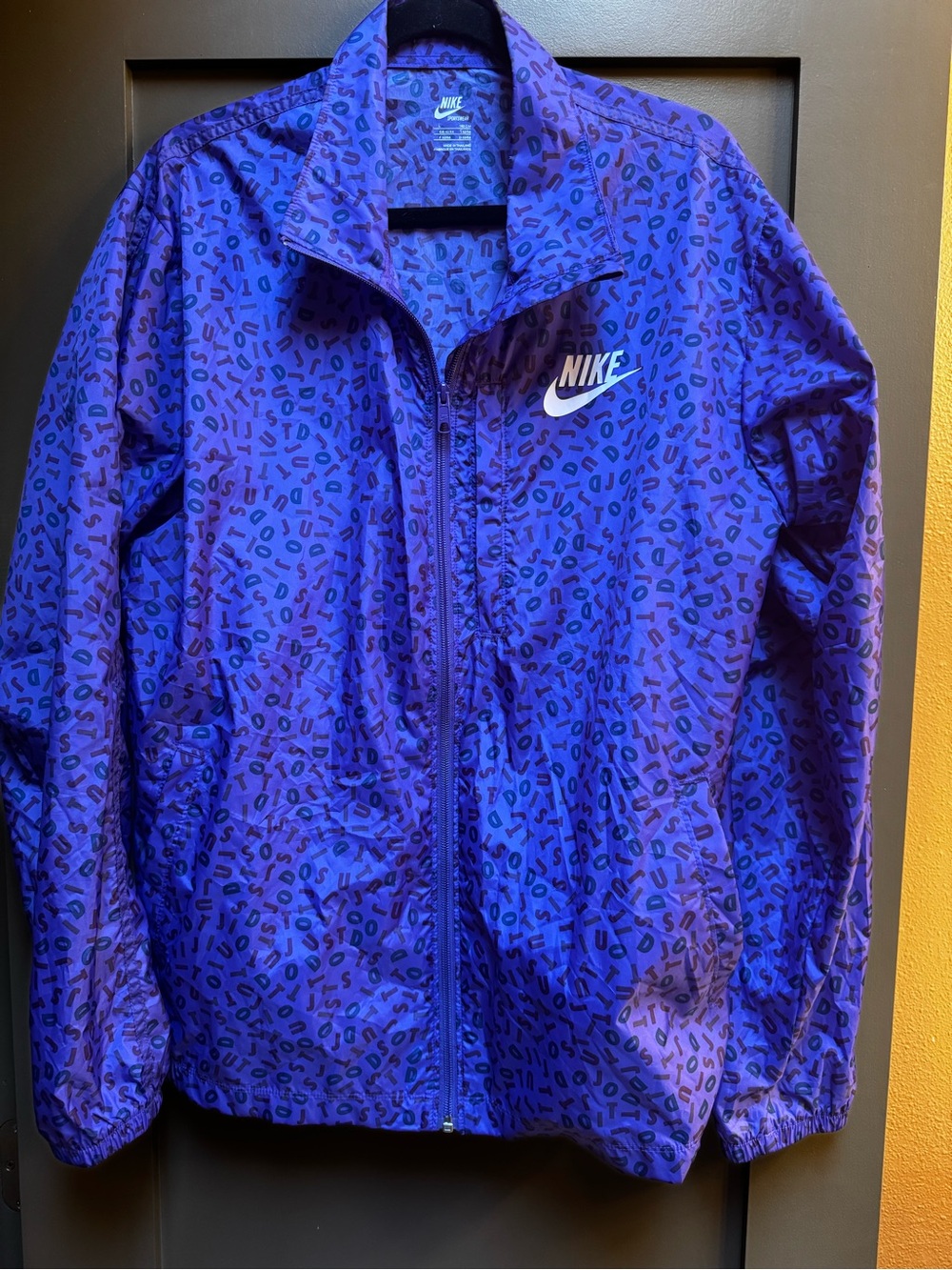 Nike sportswear vintage just do it windbreaker jacket men’s large